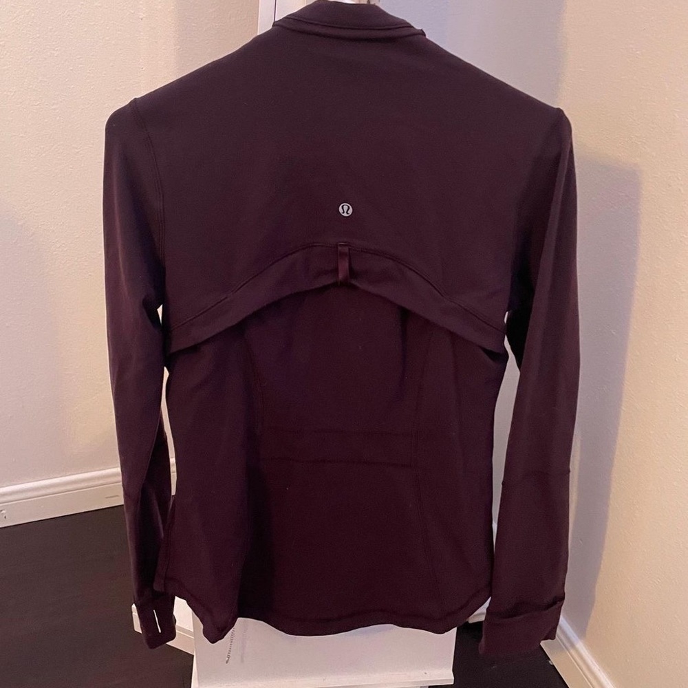 maroon/purple lululemon define jacket